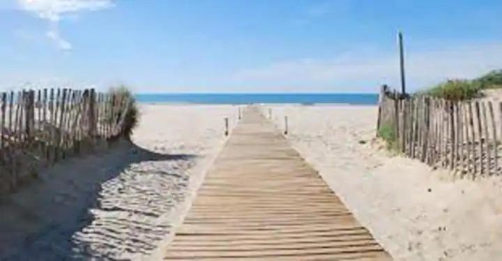 Superbe Studio 5 Min De La Plage Ла-Гранд-Мот Экстерьер фото